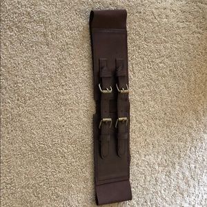 Dark brown stretch belt